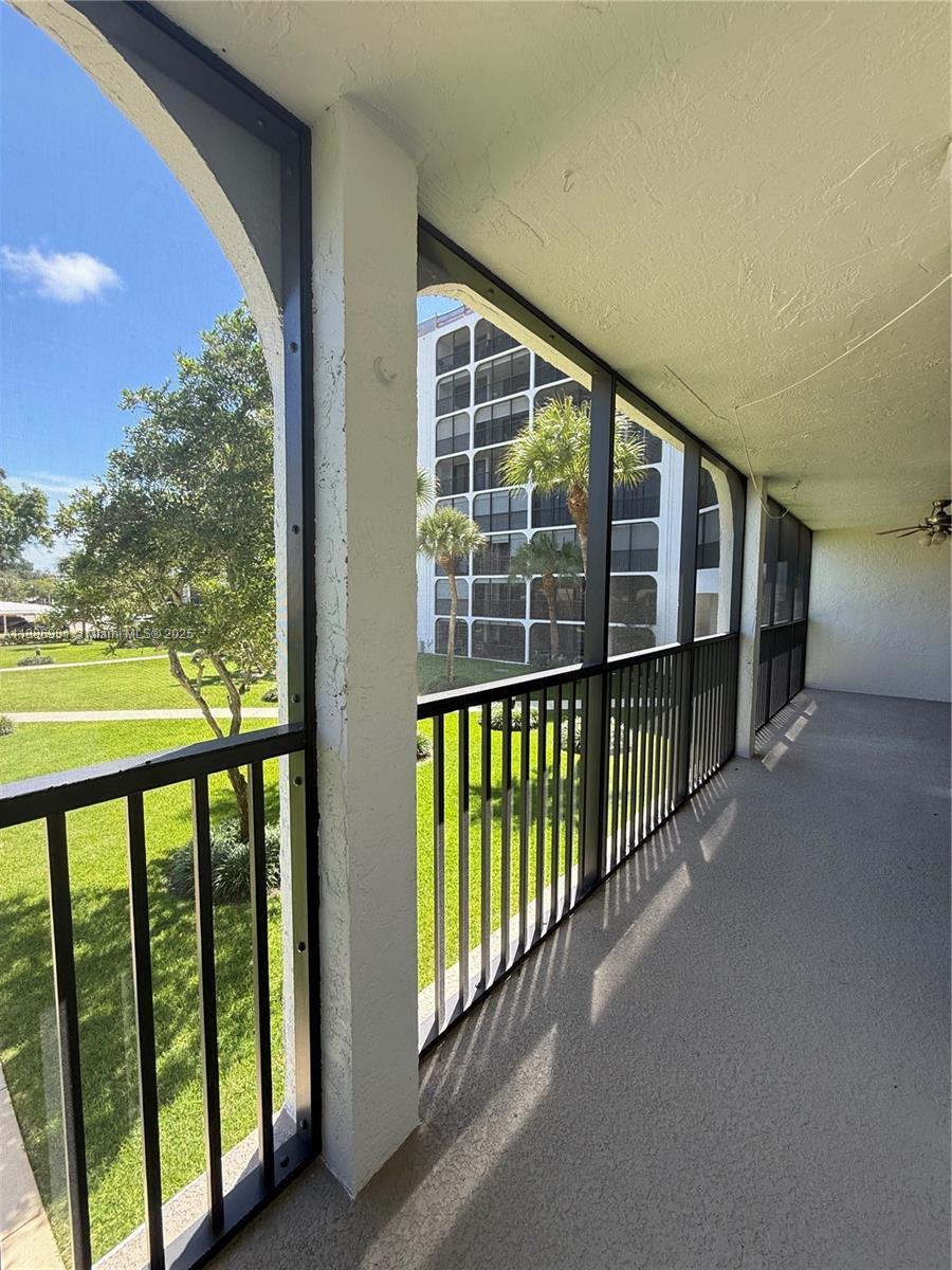 HILLSBORO LANDINGS CONDO - Residential Lease