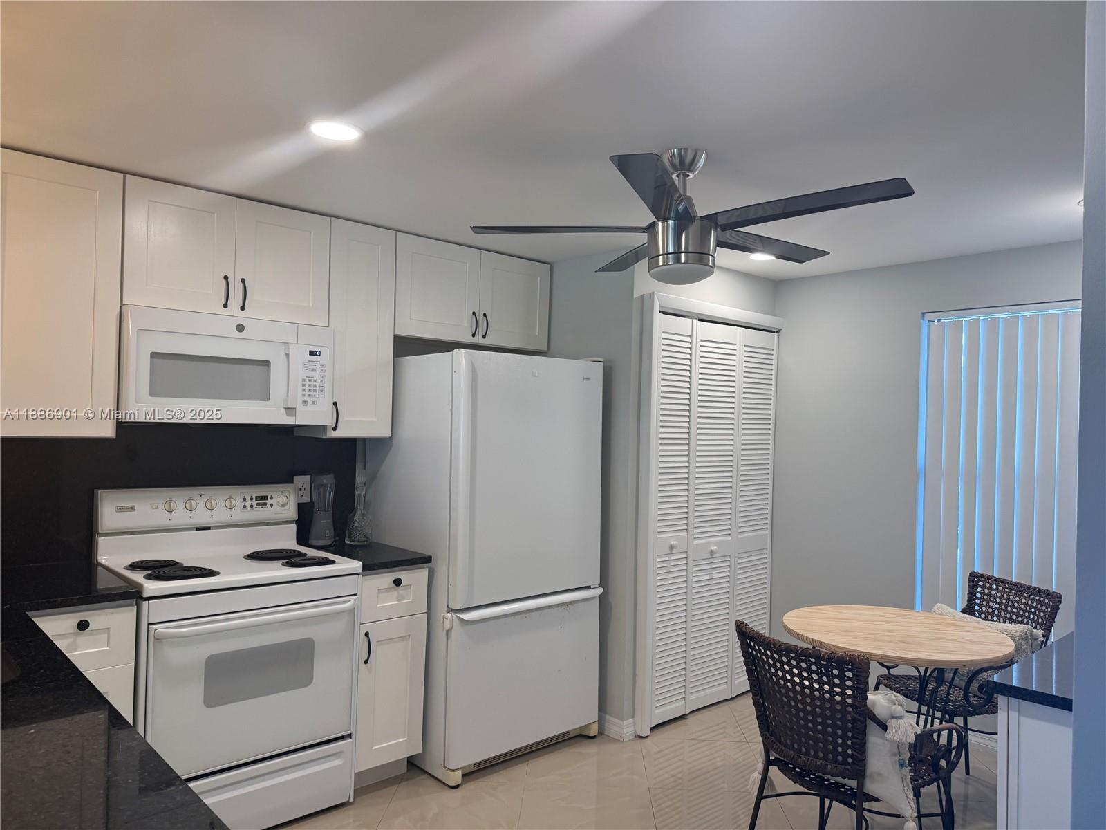 HILLSBORO LANDINGS CONDO - Residential Lease