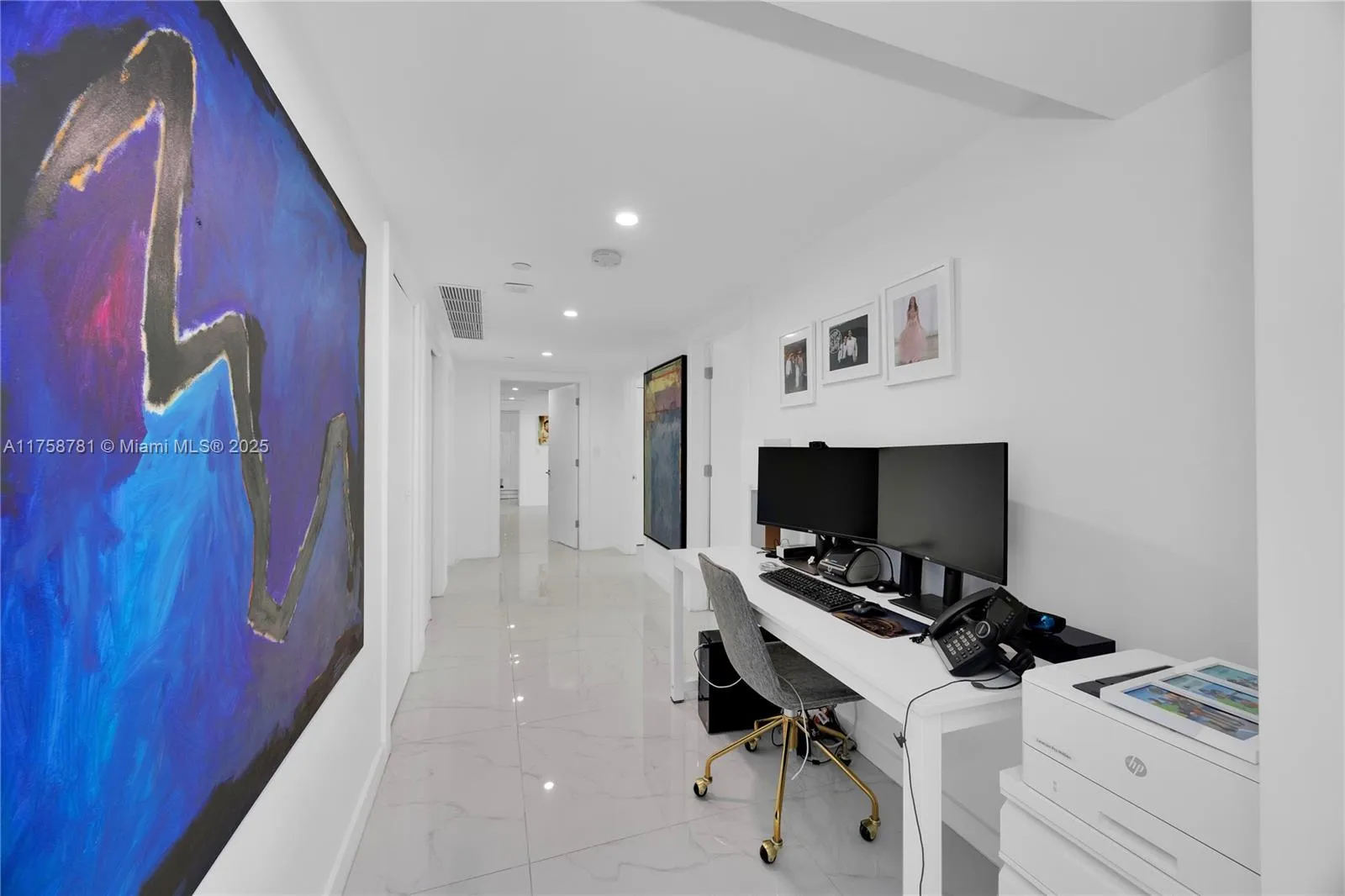 Miami, Florida 33129, United States, 3 Bedrooms Bedrooms, ,3 BathroomsBathrooms,Residential,Active,87123