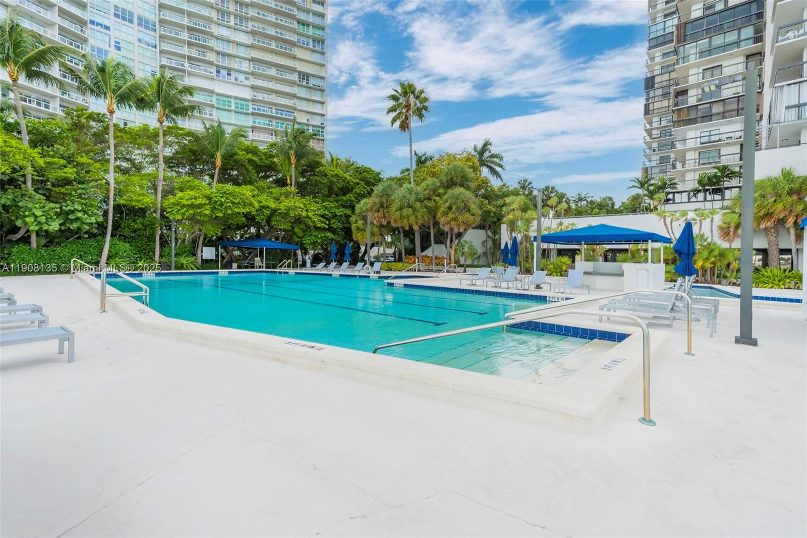 BRICKELL BAY CLUB CONDO - Residential Lease