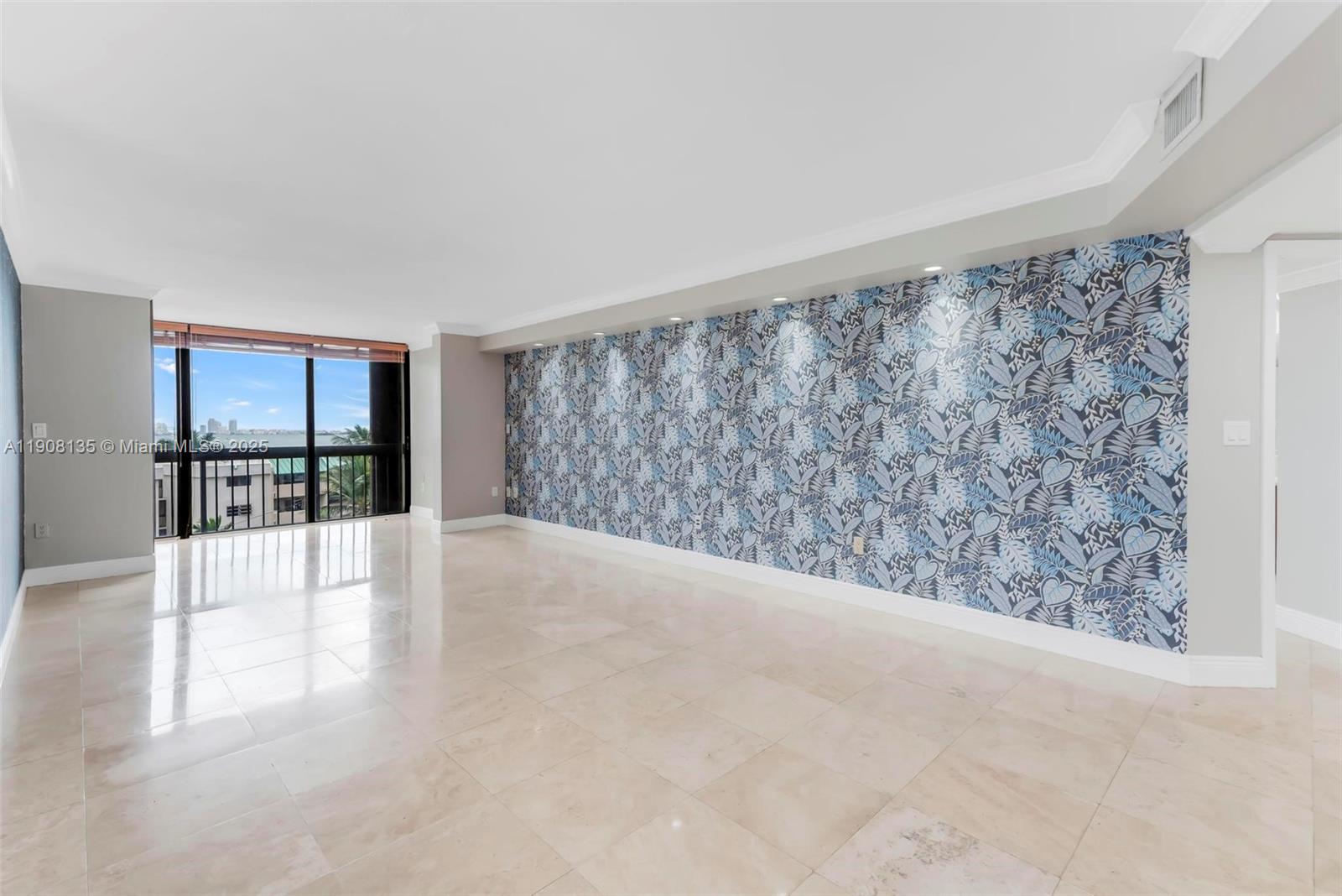 BRICKELL BAY CLUB CONDO - Residential Lease