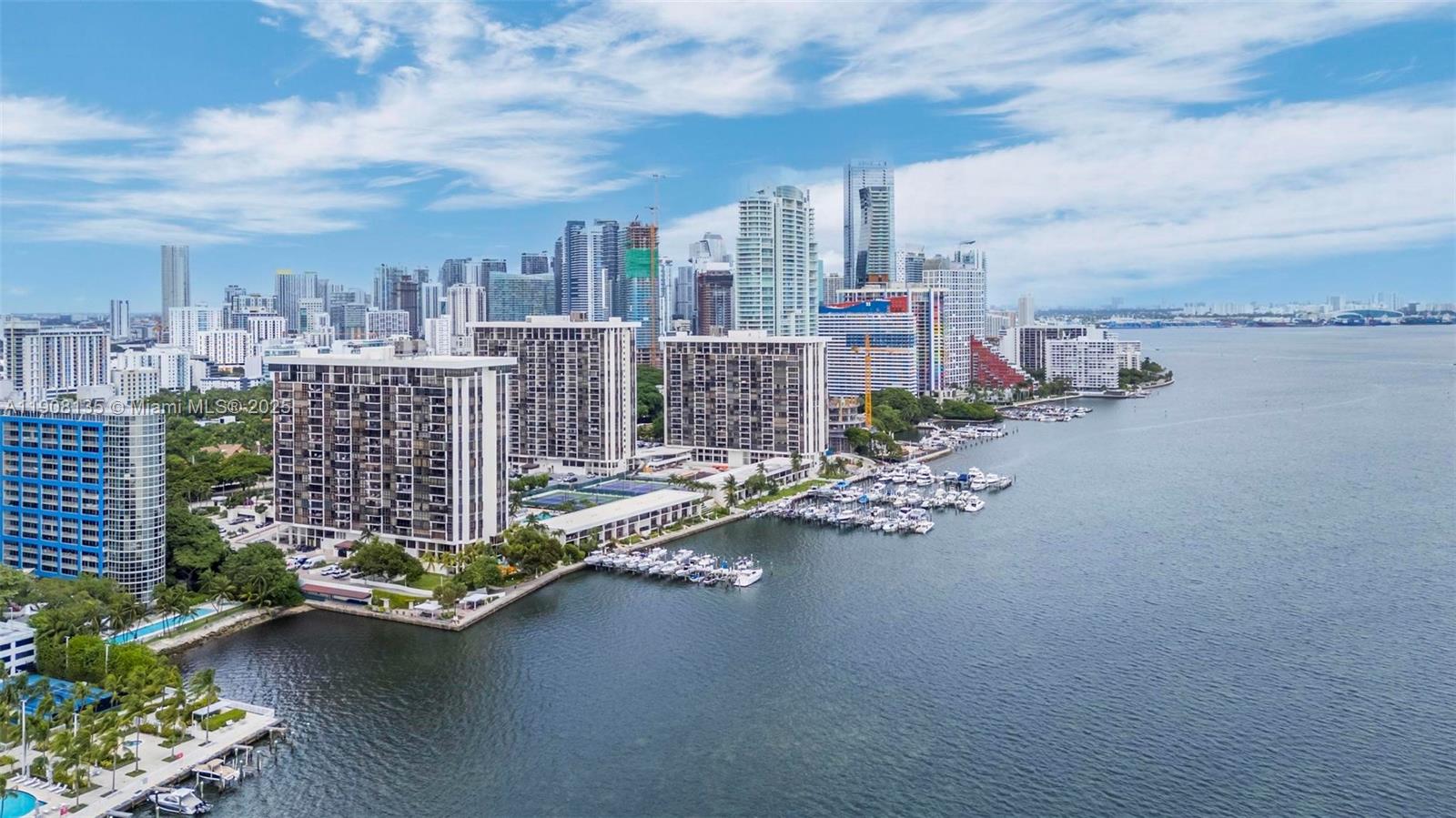 BRICKELL BAY CLUB CONDO - Residential Lease