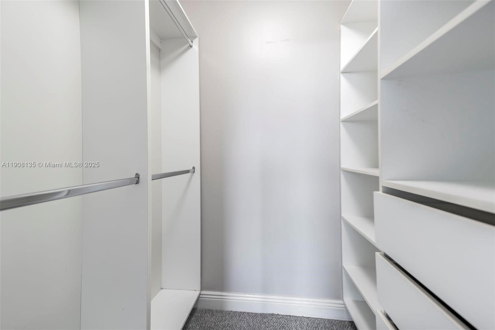 BRICKELL BAY CLUB CONDO - Residential Lease