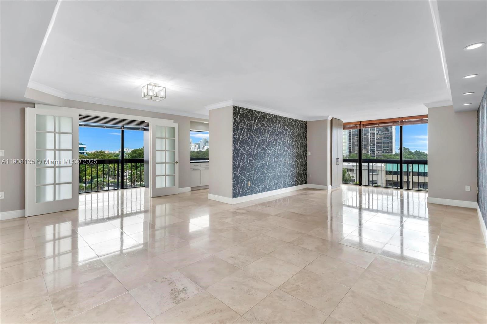 BRICKELL BAY CLUB CONDO - Residential Lease