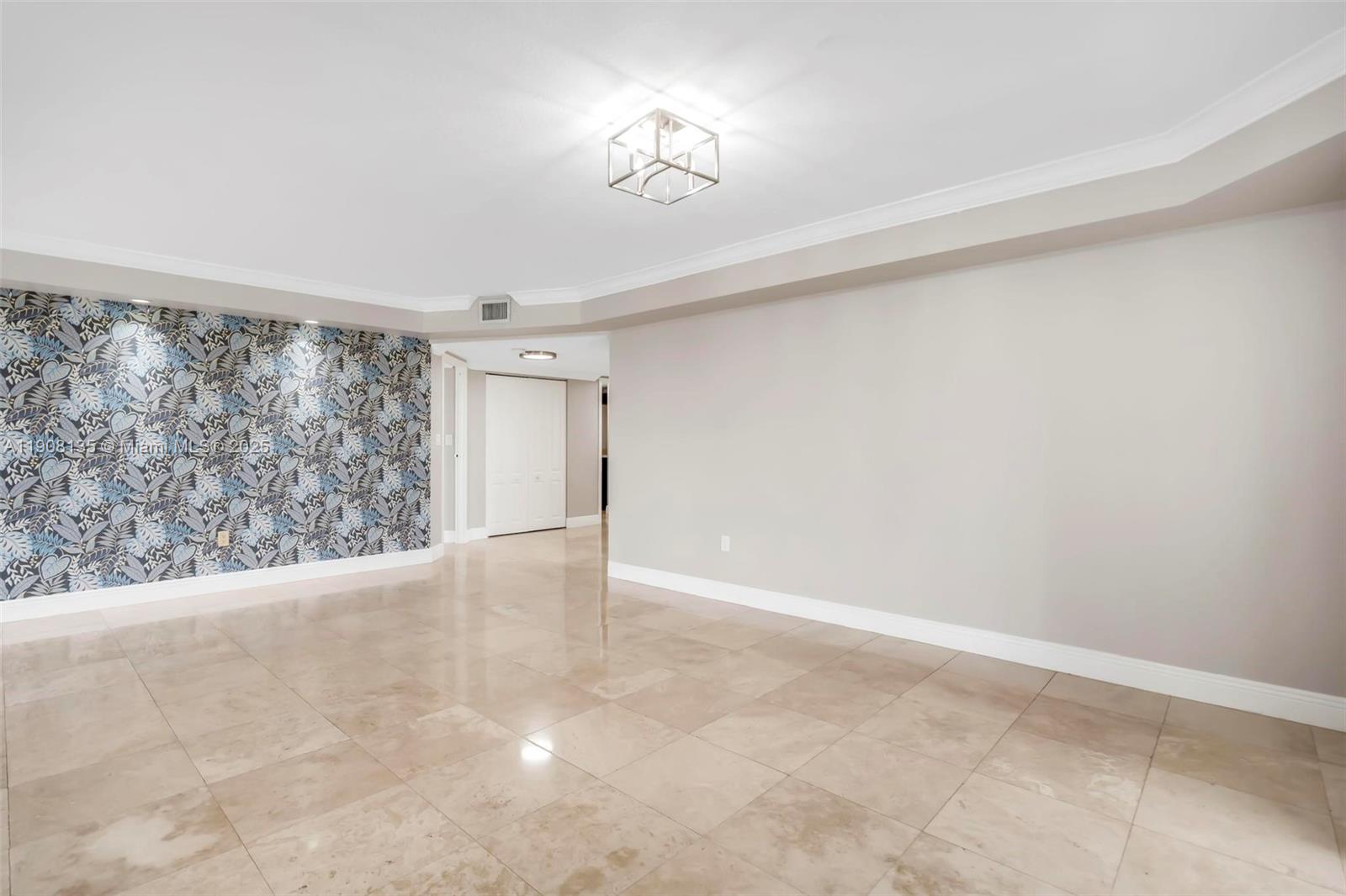 BRICKELL BAY CLUB CONDO - Residential Lease