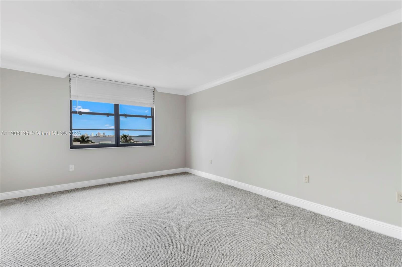 BRICKELL BAY CLUB CONDO - Residential Lease