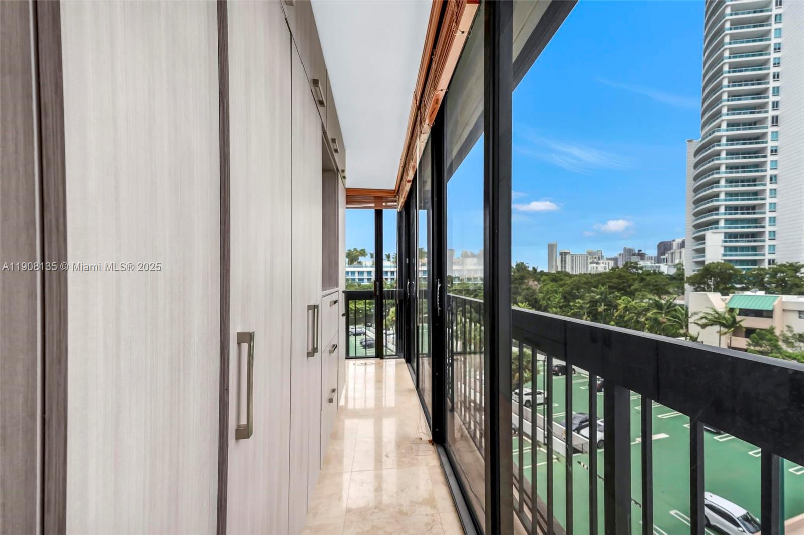 BRICKELL BAY CLUB CONDO - Residential Lease