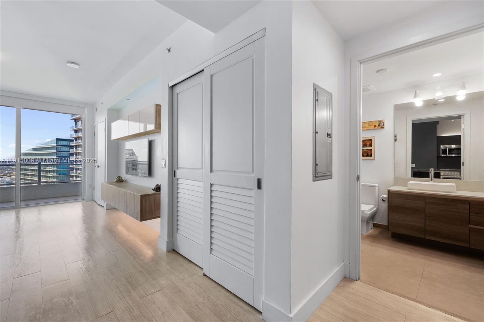 THE BONDO (1080 BRICKELL) - Residential