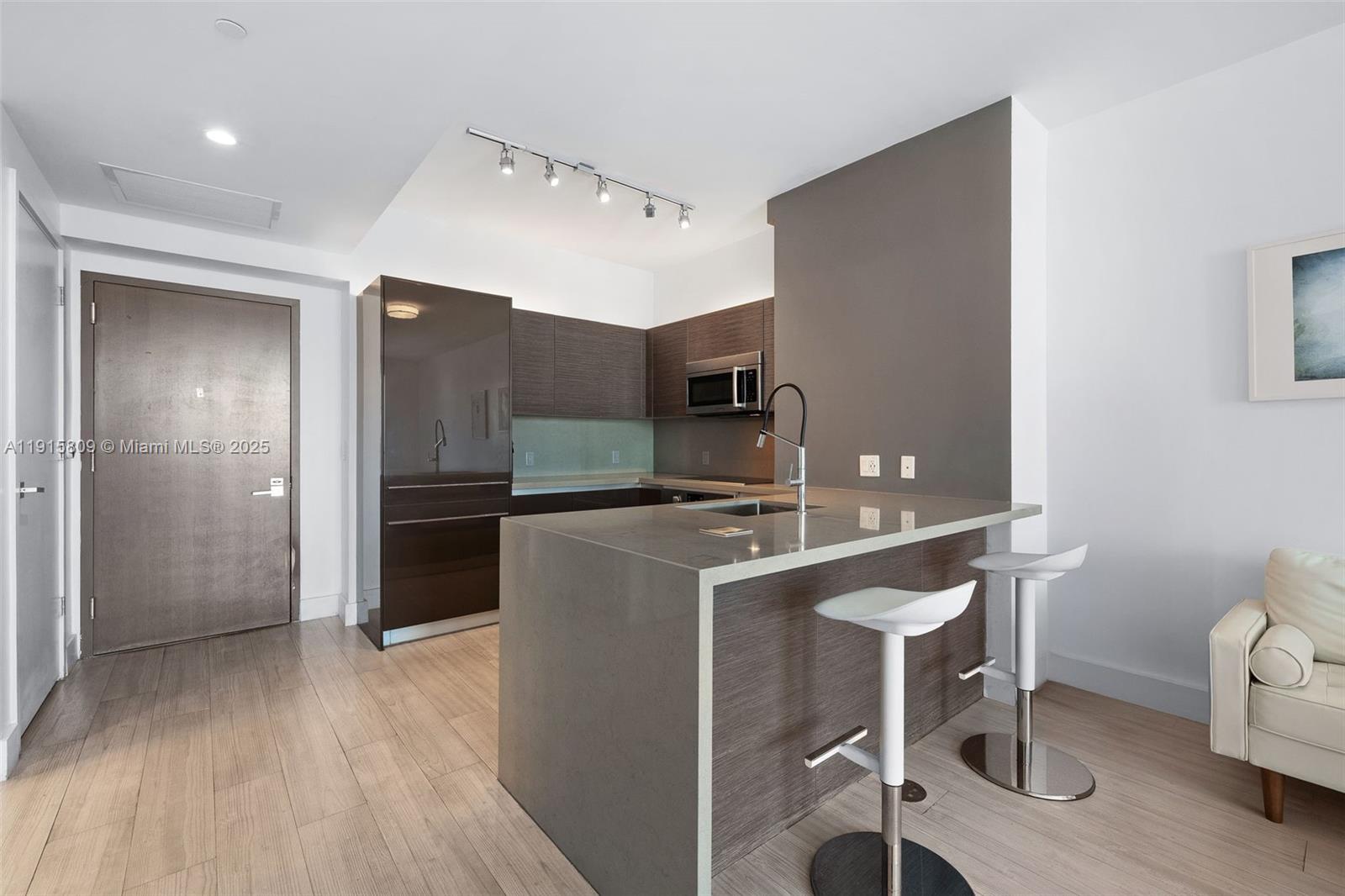 THE BONDO (1080 BRICKELL) - Residential