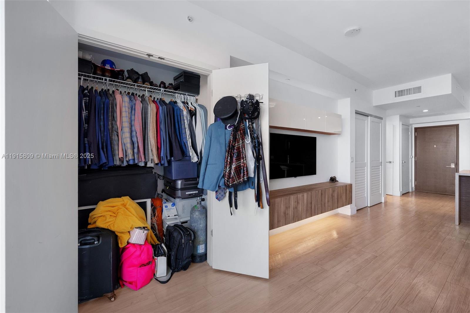 THE BONDO (1080 BRICKELL) - Residential