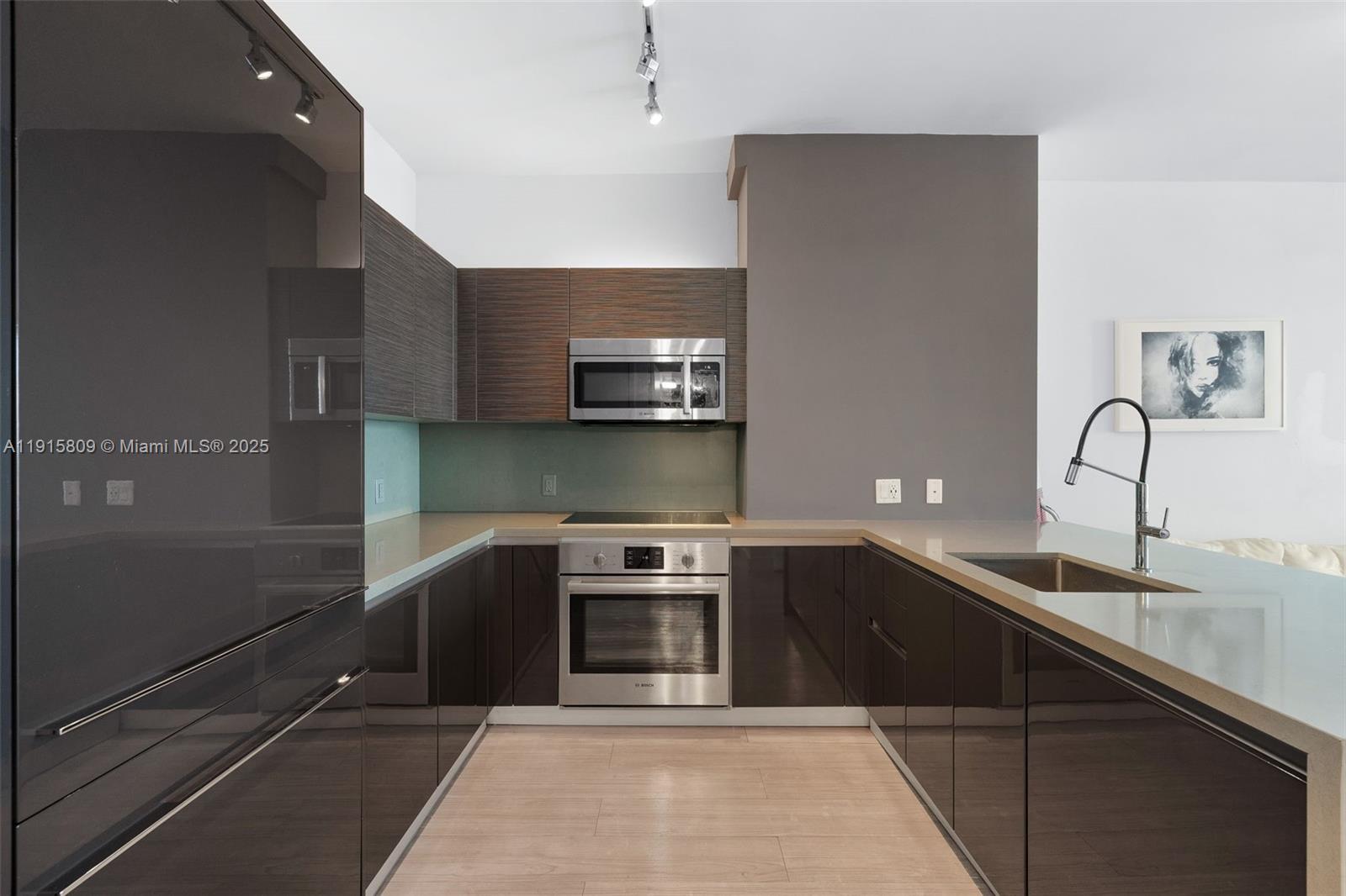 THE BONDO (1080 BRICKELL) - Residential