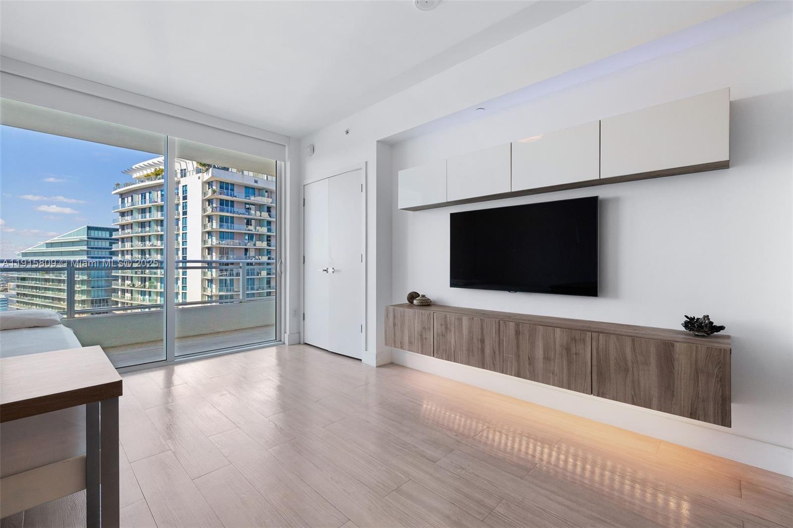 THE BONDO (1080 BRICKELL) - Residential