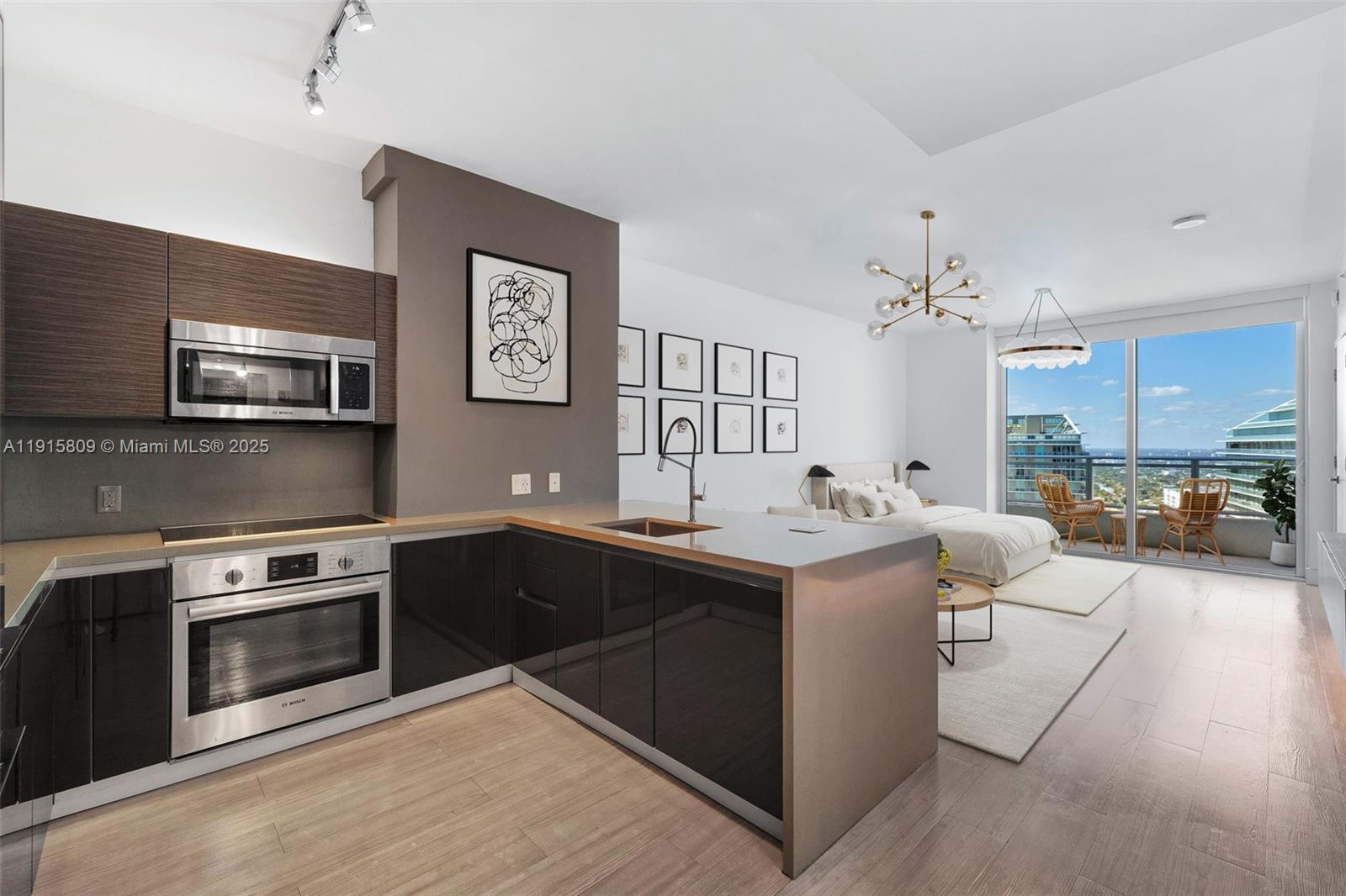 1080 Brickell Ave 3705