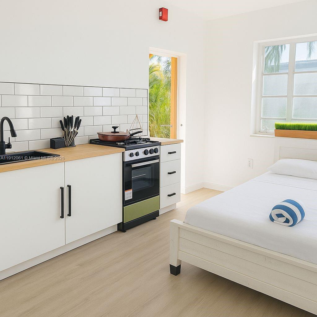 BEACH BAY SUB - Residential Lease