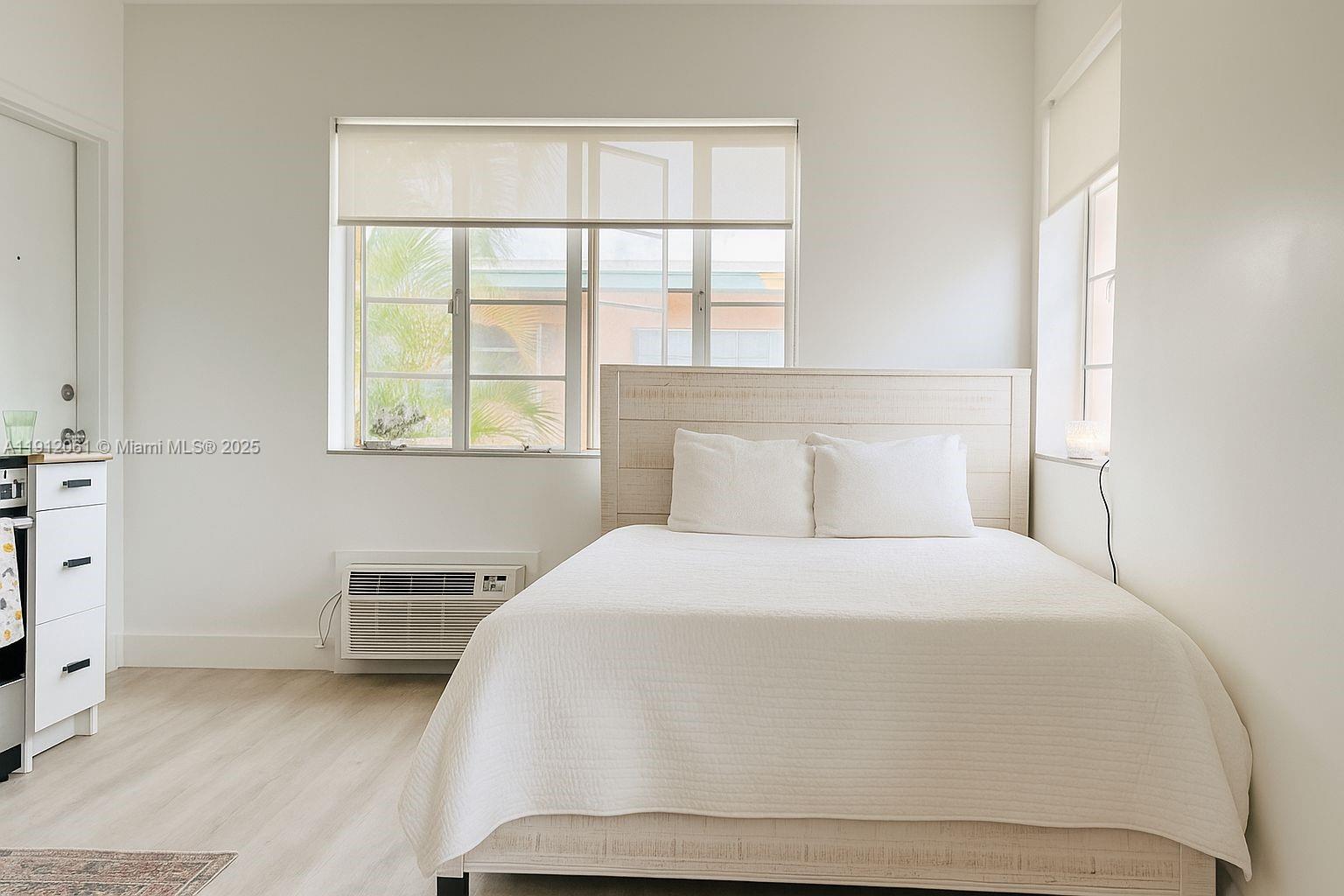 BEACH BAY SUB - Residential Lease