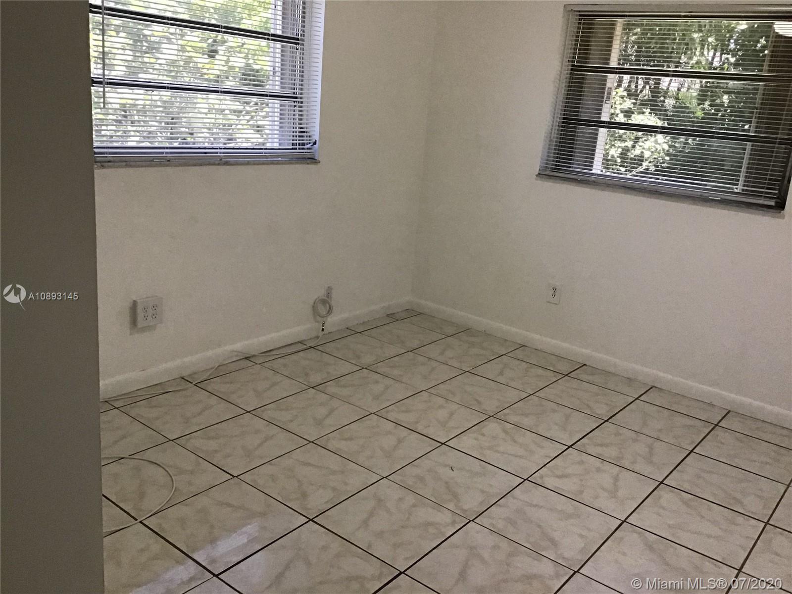 SOUTHLAND PINES - Residential Lease