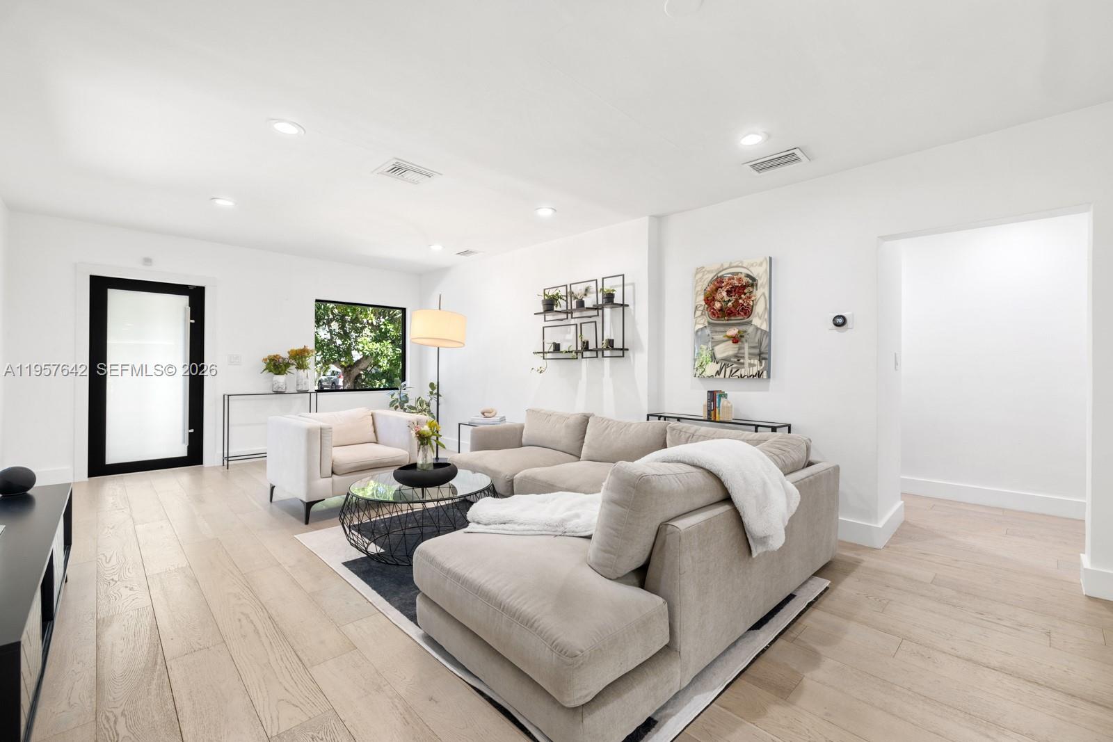 SILVER BLUFF EST SEC C - Residential