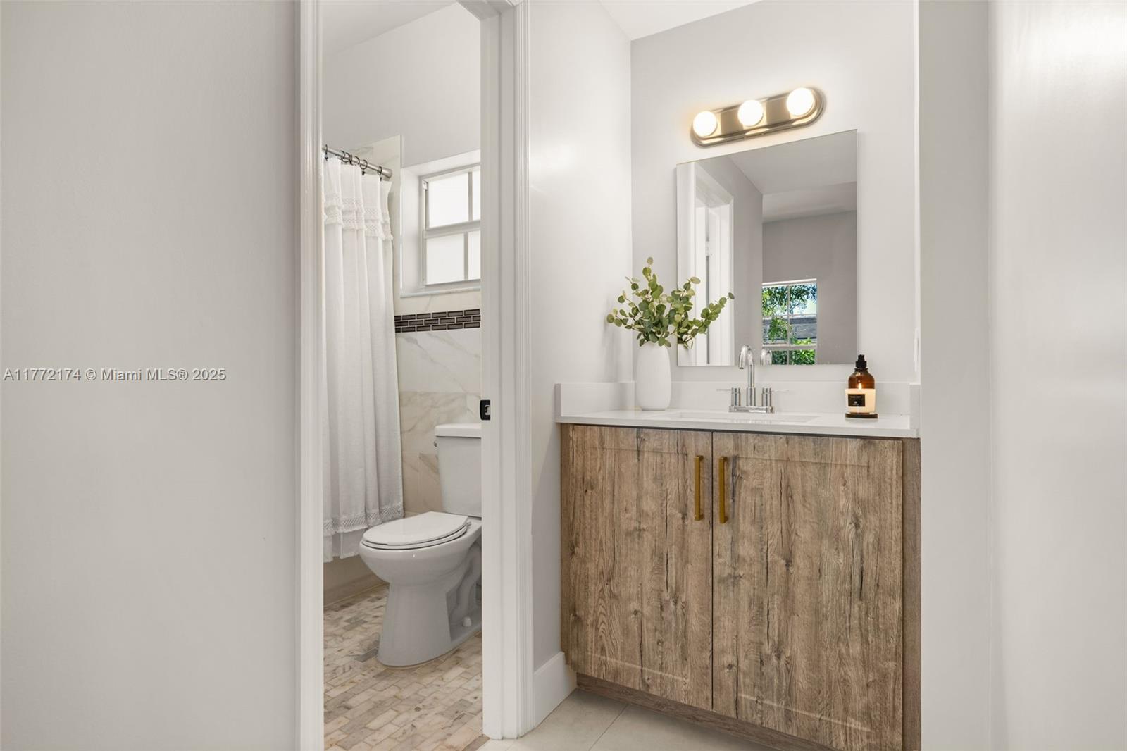 CORAL GABLES GRANADA SEC - Residential Lease