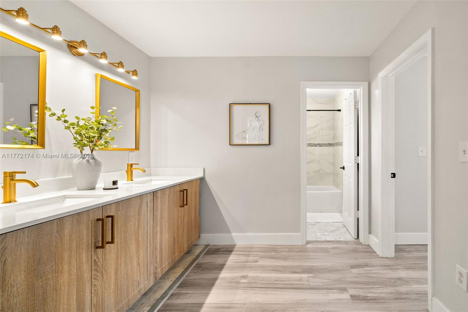 CORAL GABLES GRANADA SEC - Residential Lease