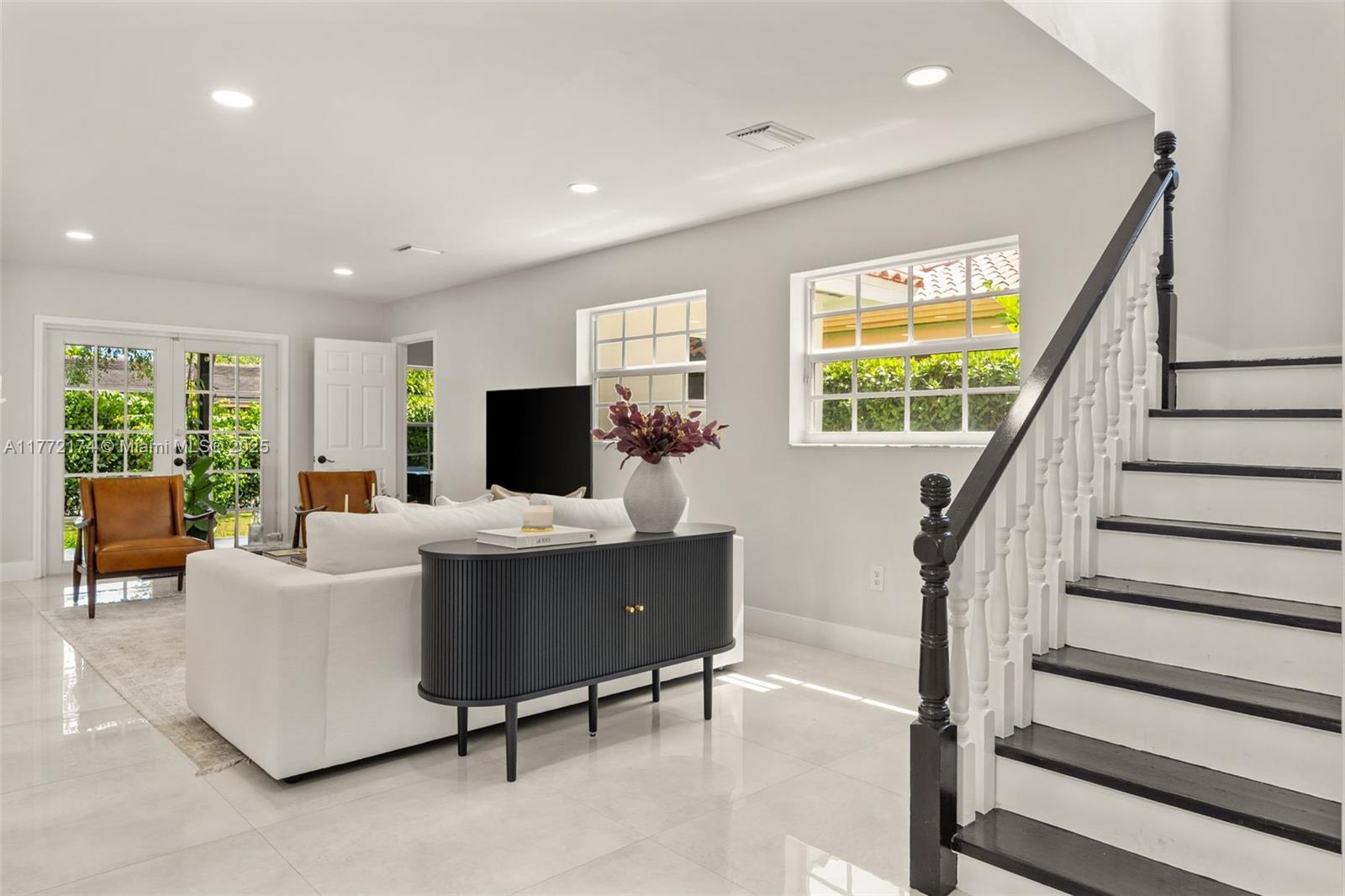 CORAL GABLES GRANADA SEC - Residential Lease