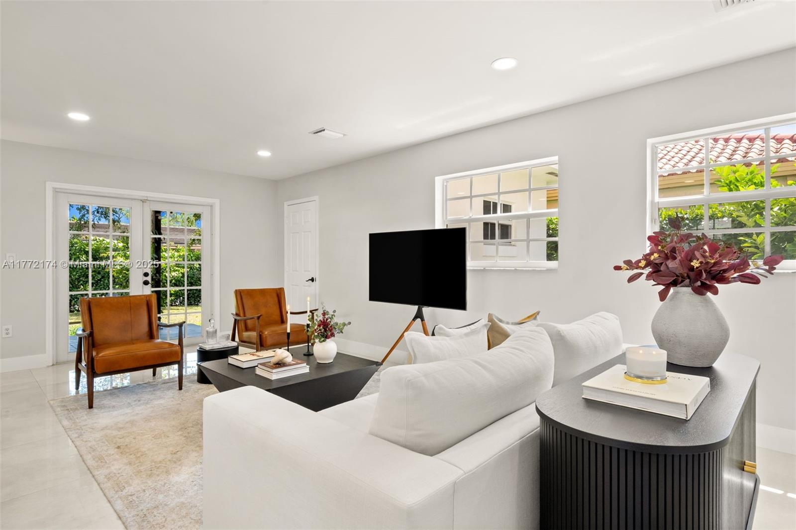 CORAL GABLES GRANADA SEC - Residential Lease