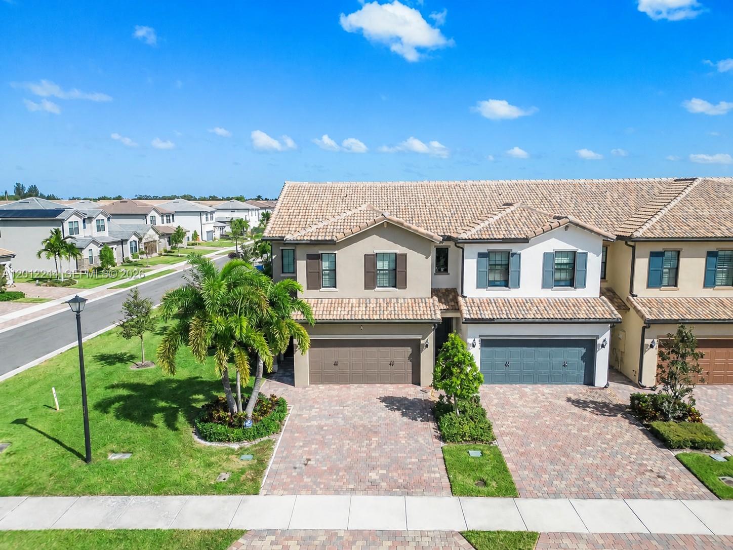 FIELDS AT GULFSTREAM POLO - Residential