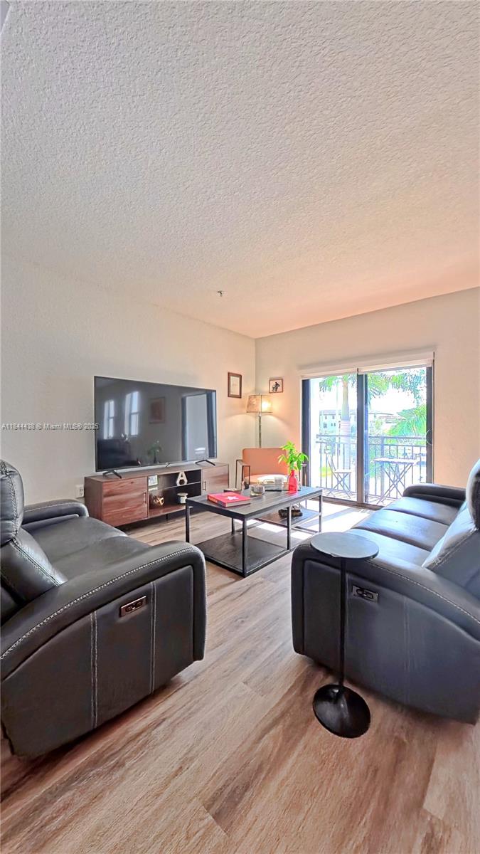 15500 SW 136th St 213