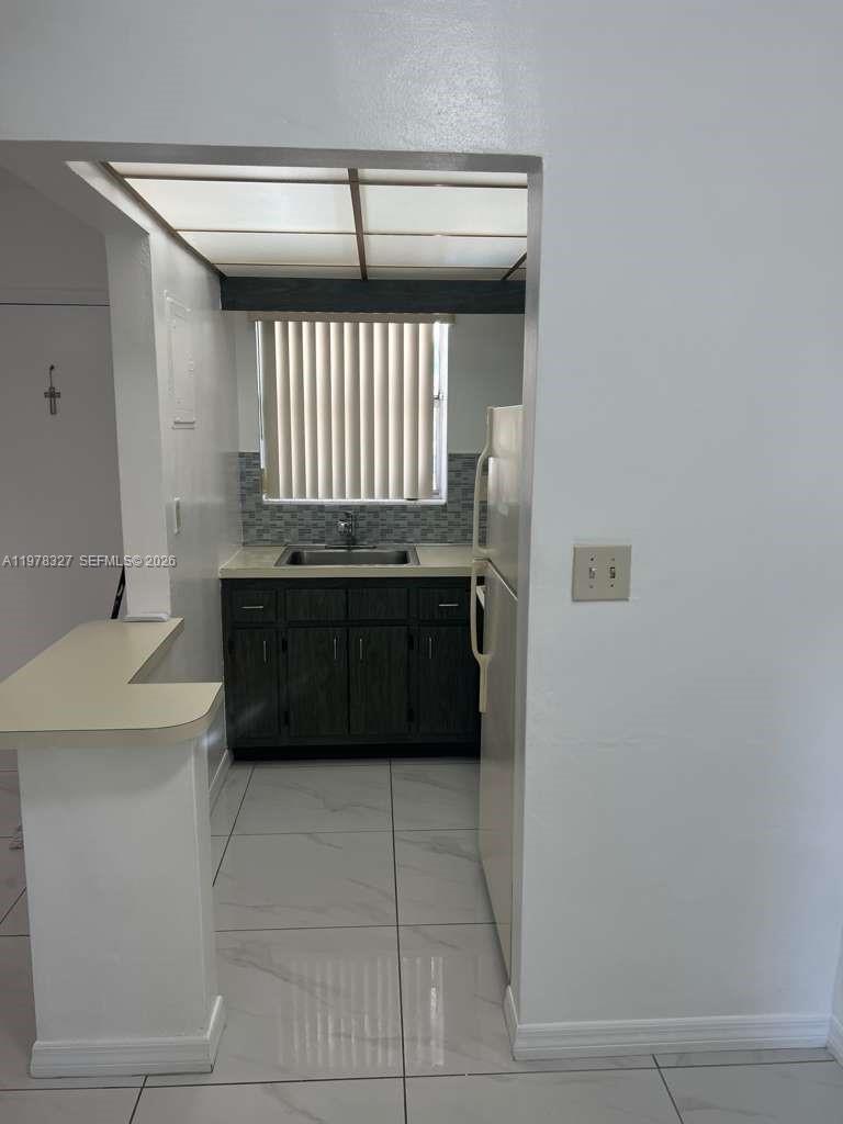 DADELAND PARK CONDO - Residential Lease