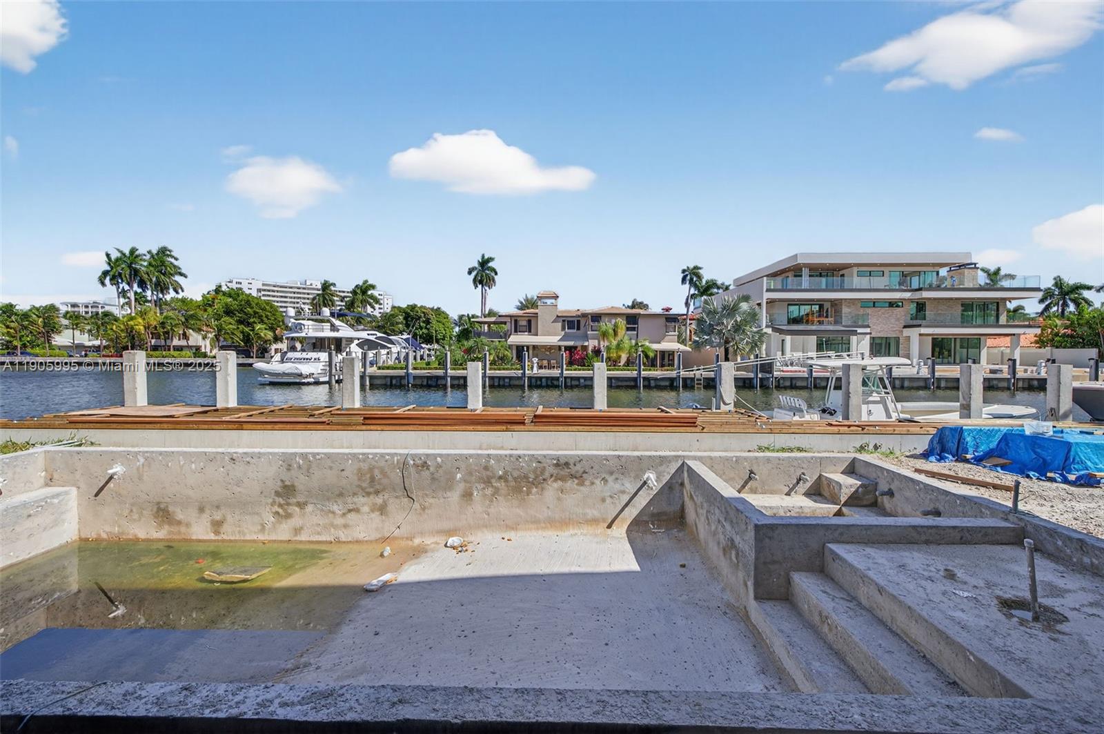 STILWELL ISLES - Residential