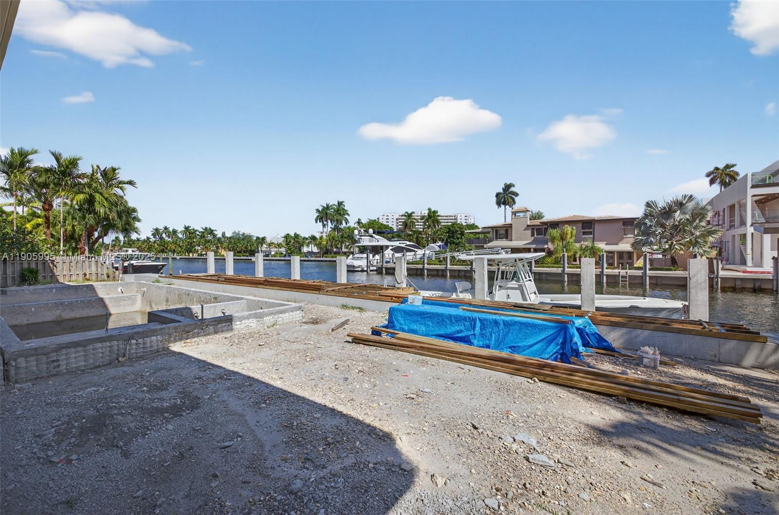 STILWELL ISLES - Residential