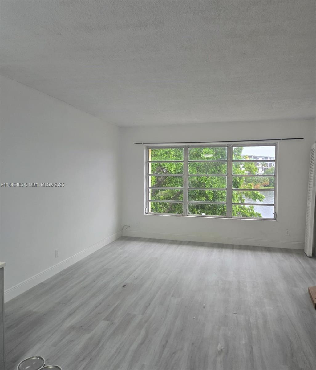19305 NE 2nd Ave 2318