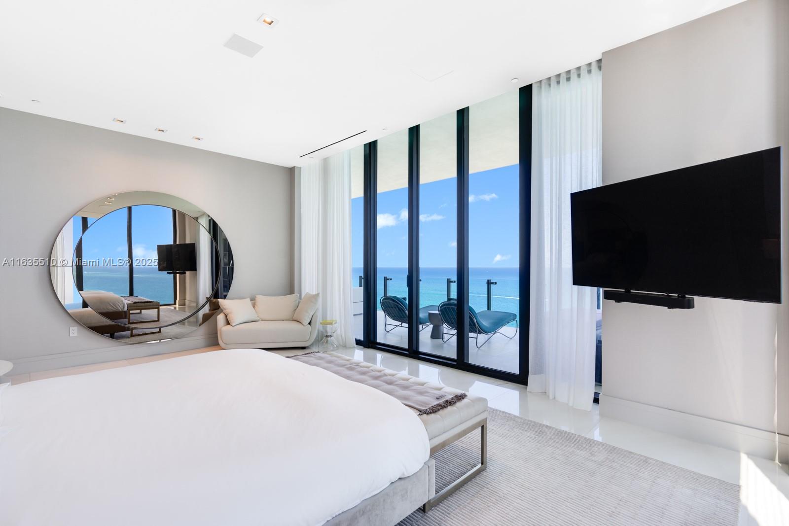 MUSE CONDO - Residential