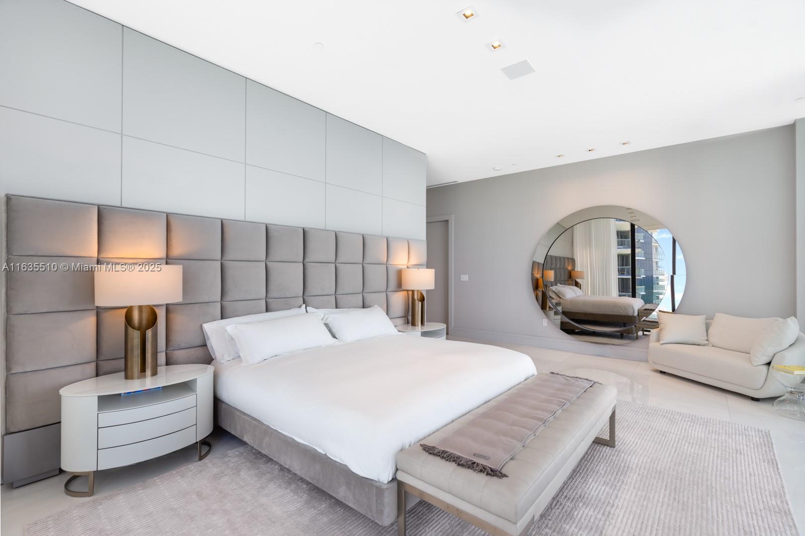 MUSE CONDO - Residential