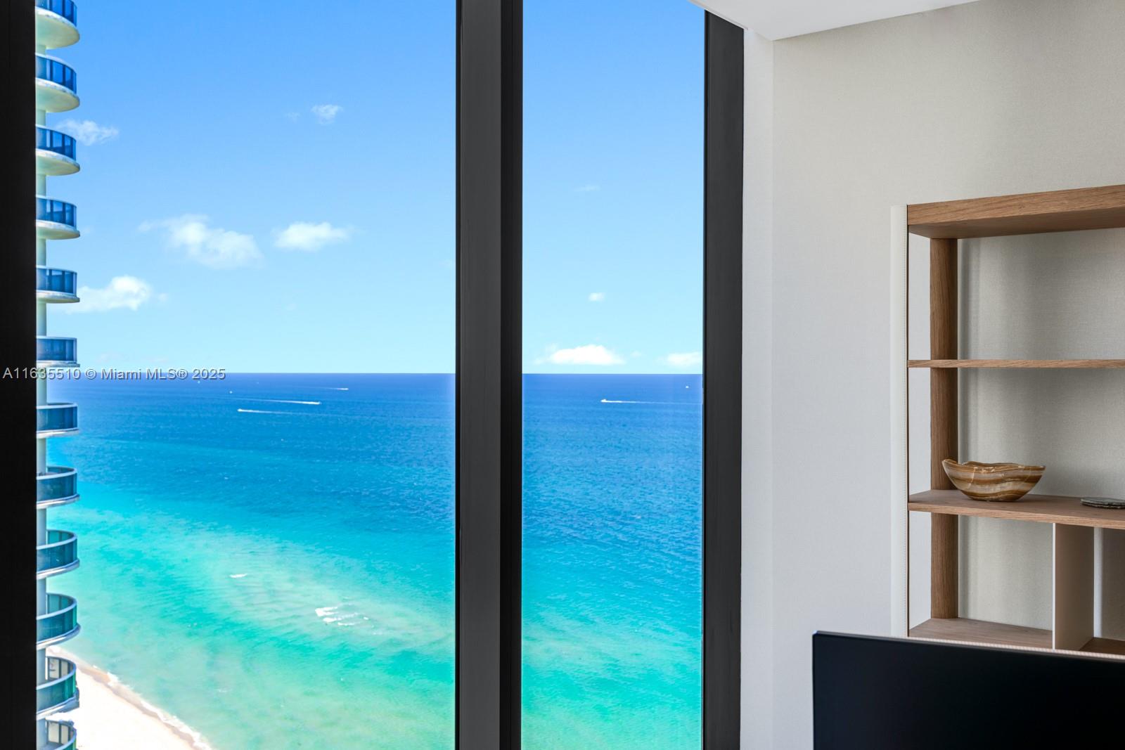 MUSE CONDO - Residential