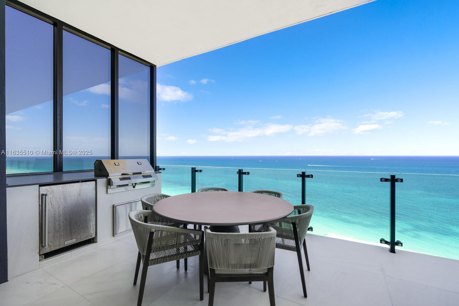 MUSE CONDO - Residential