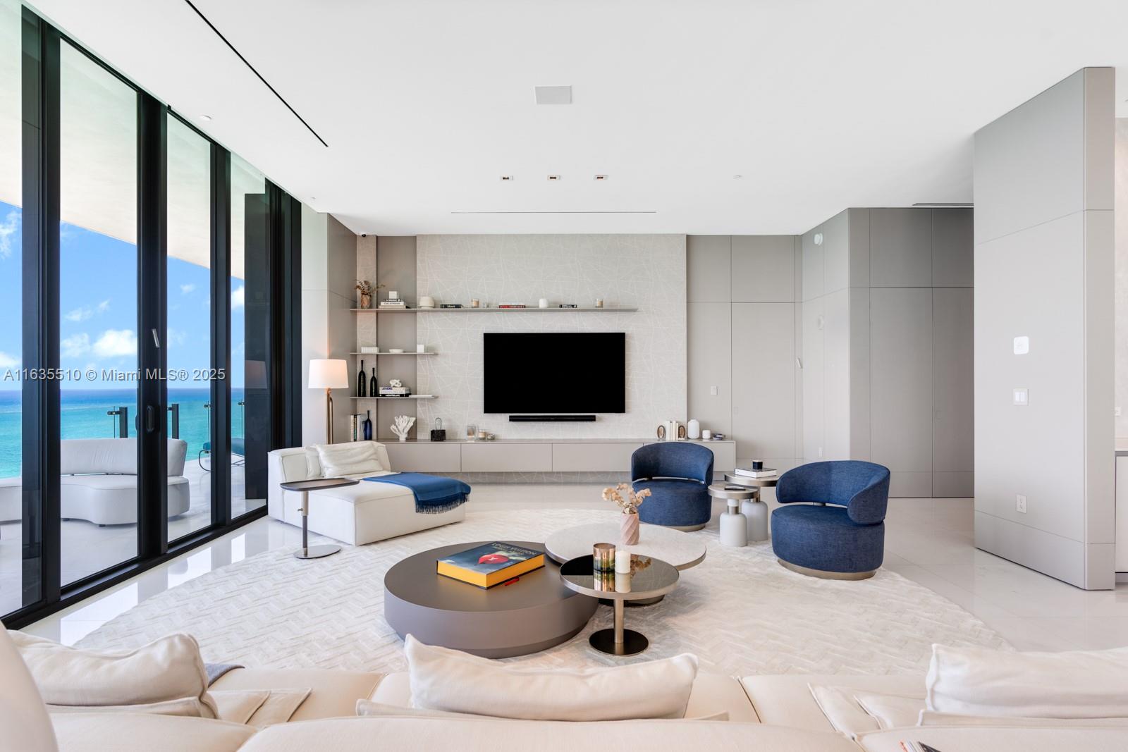 MUSE CONDO - Residential