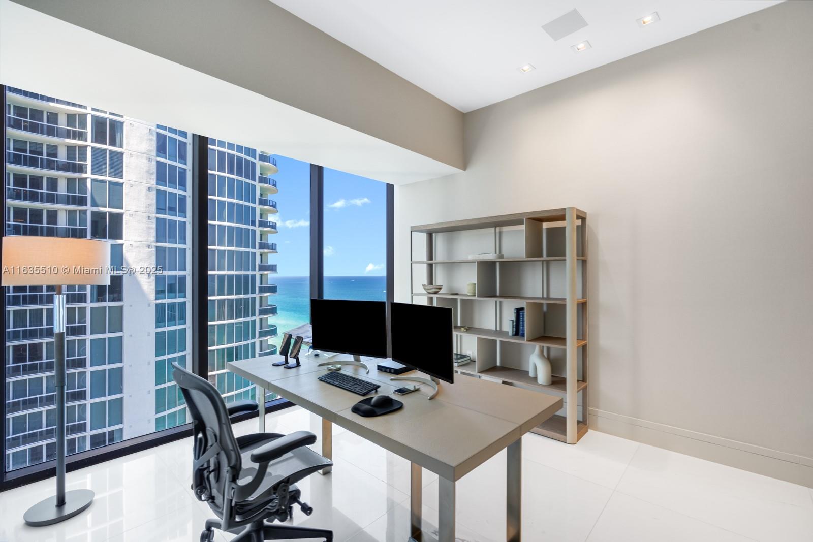 MUSE CONDO - Residential