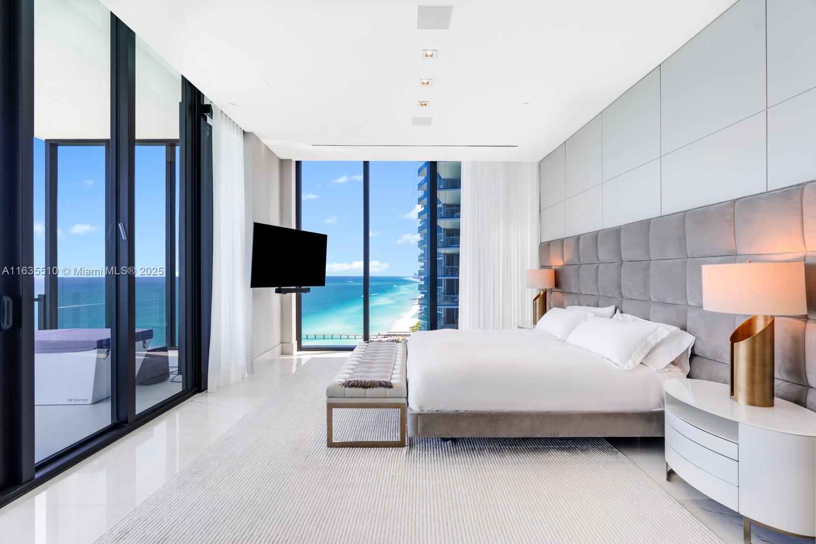 MUSE CONDO - Residential