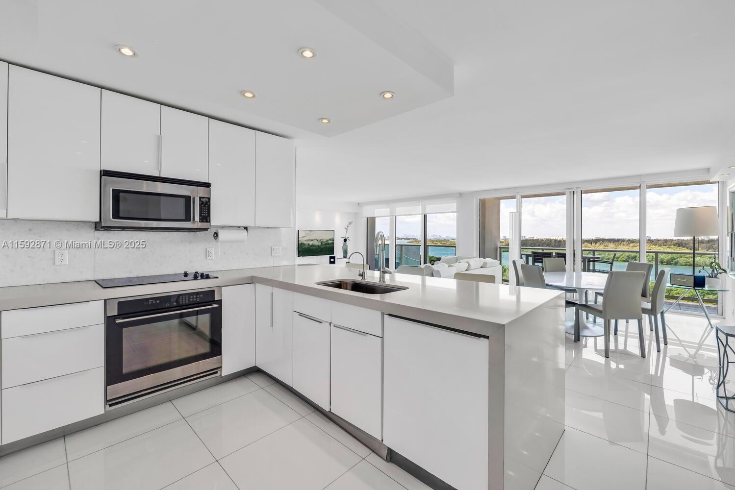 100 Bayview Drive 1120-1119, Sunny Isles Beach, Miami-Dade County, Florida - 4 Bedrooms  
4 Bathrooms - 