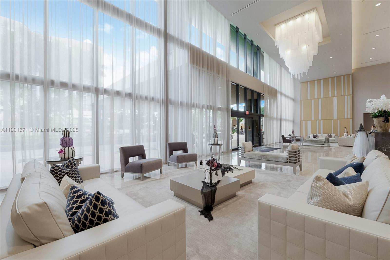 View photos, virtual tours, details... 5300 Paseo Blvd 1205