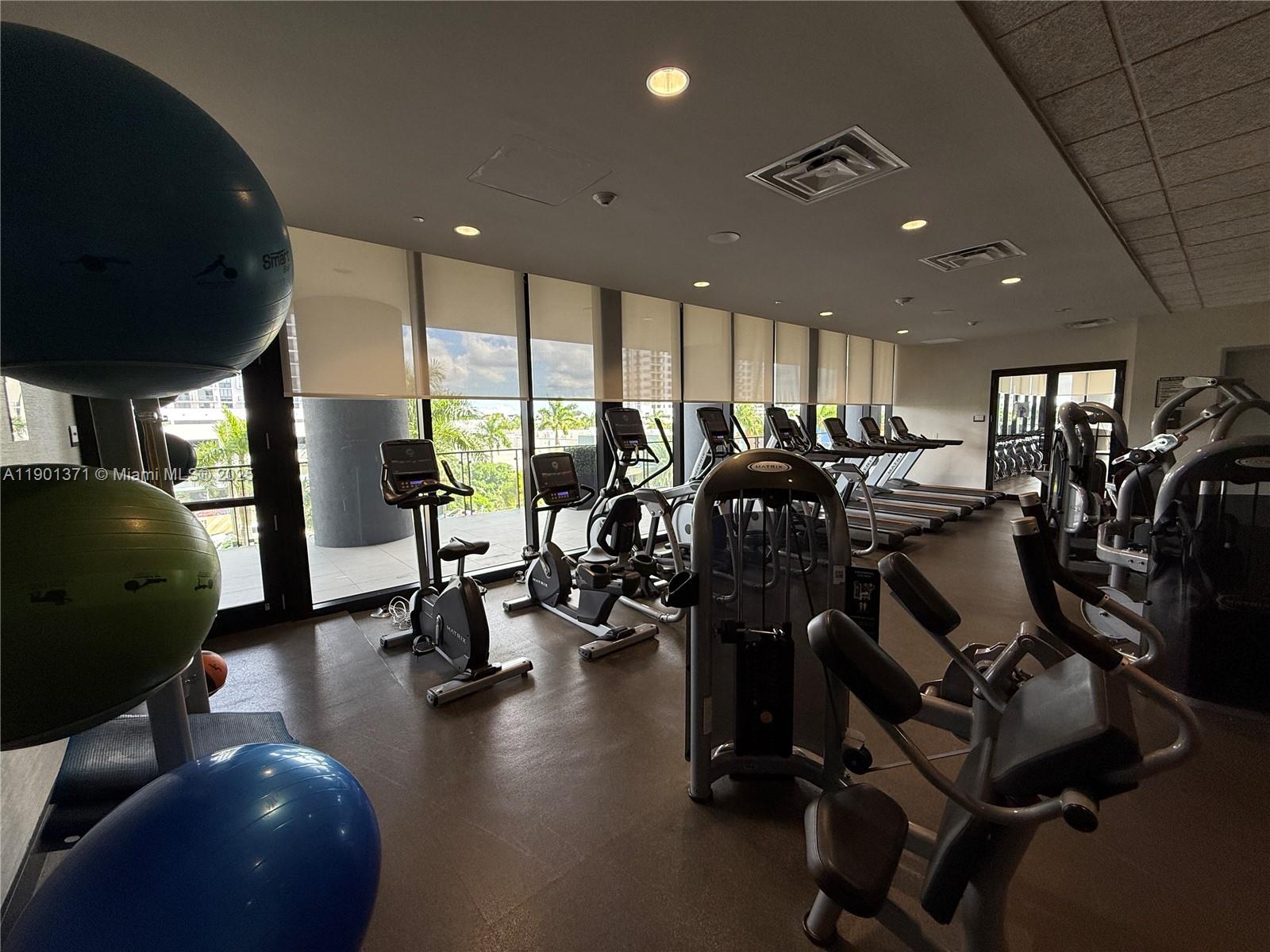 5252 PASEO CONDO - Residential