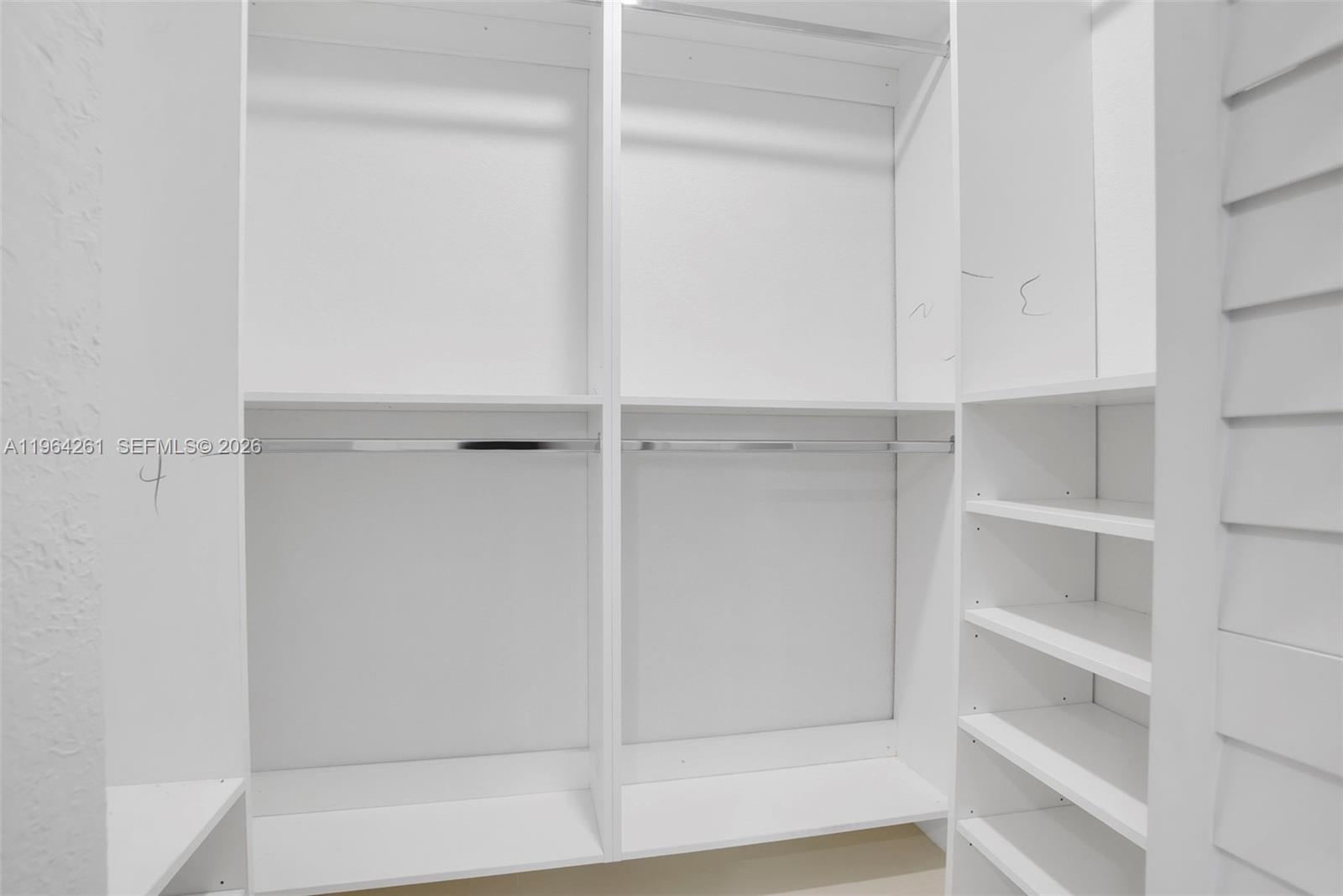 GRAPELAND - Residential