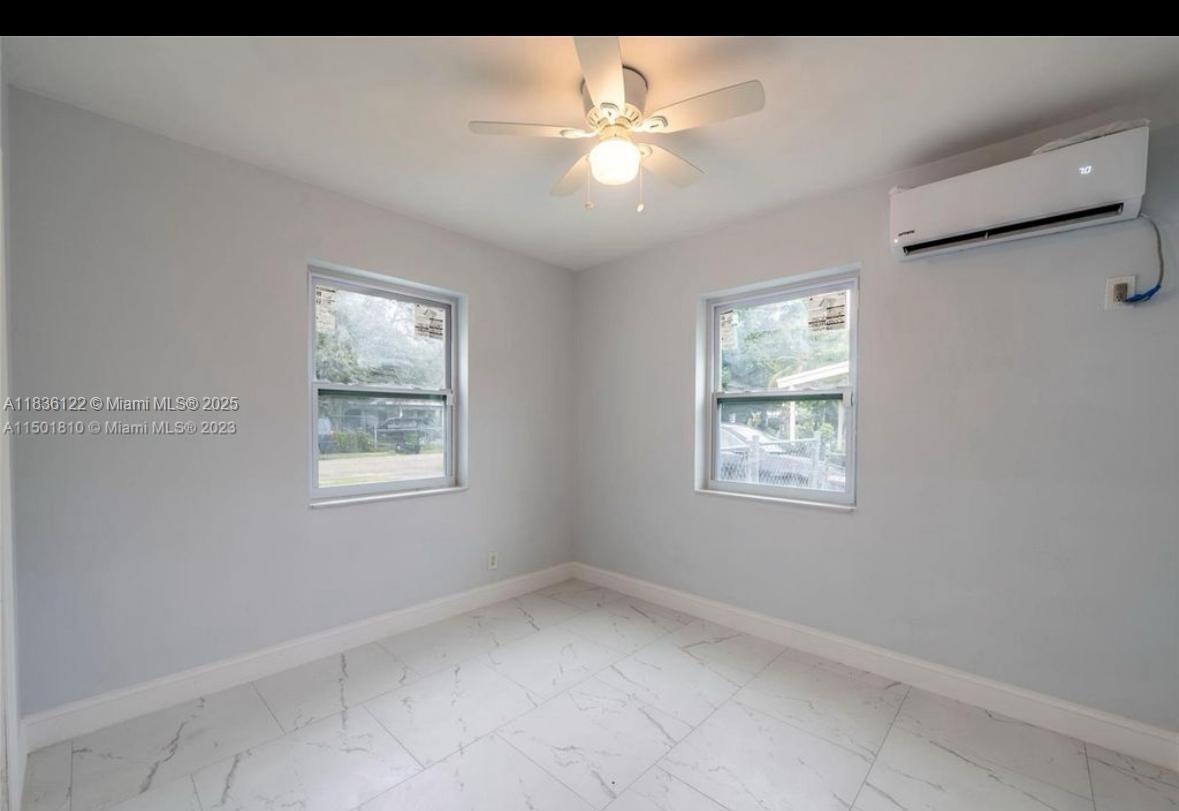 425 NW 14TH WAY