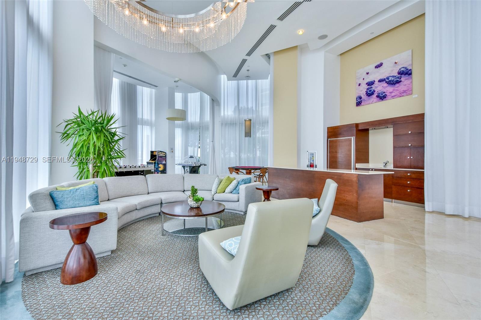 TRUMP TOWER ONE - Residential