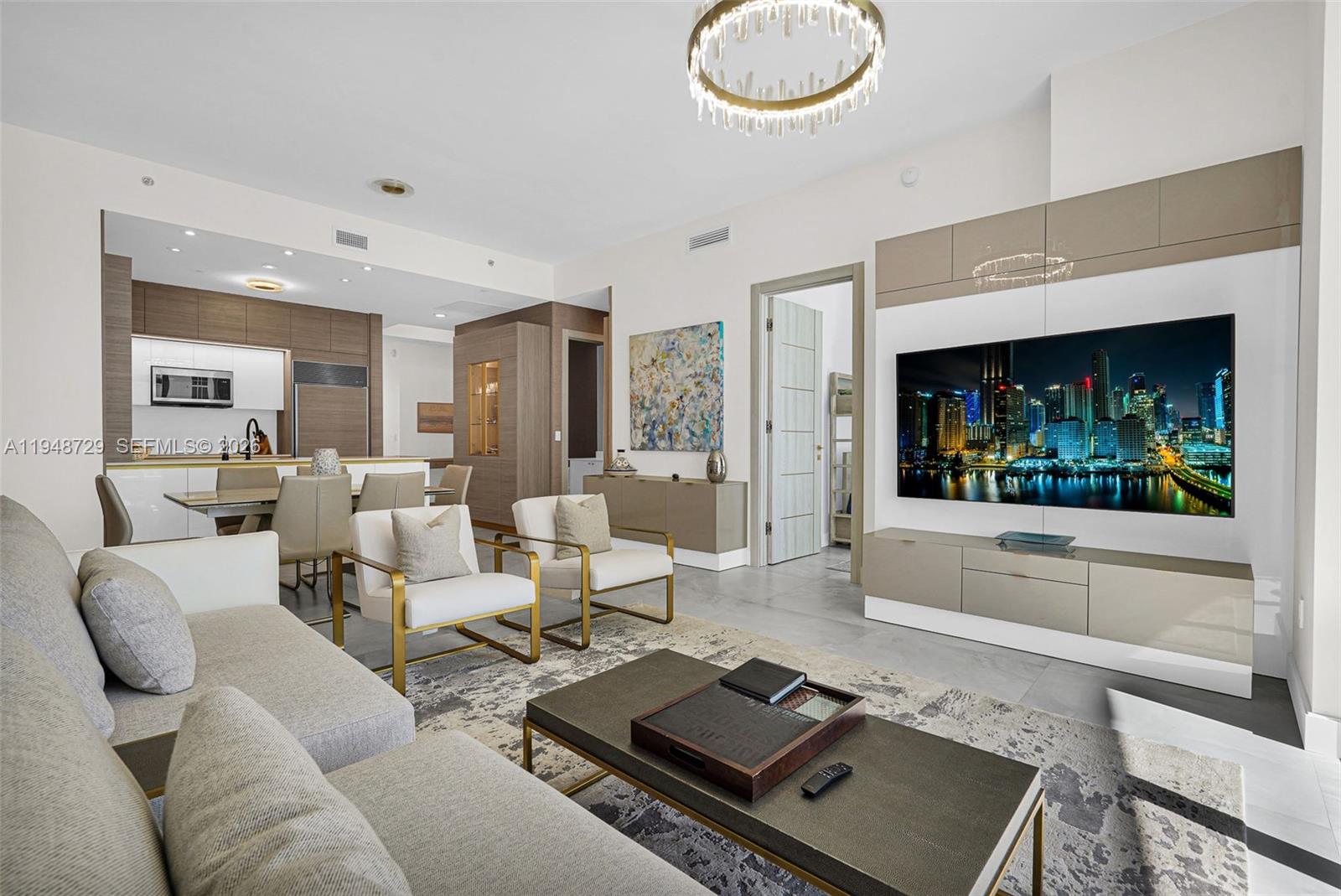 TRUMP TOWER ONE - Residential