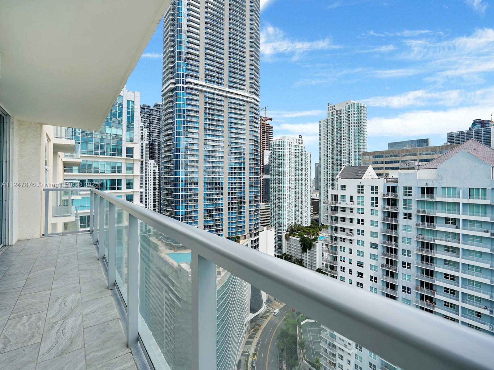 THE MARK ON BRICKELL COND - Residential