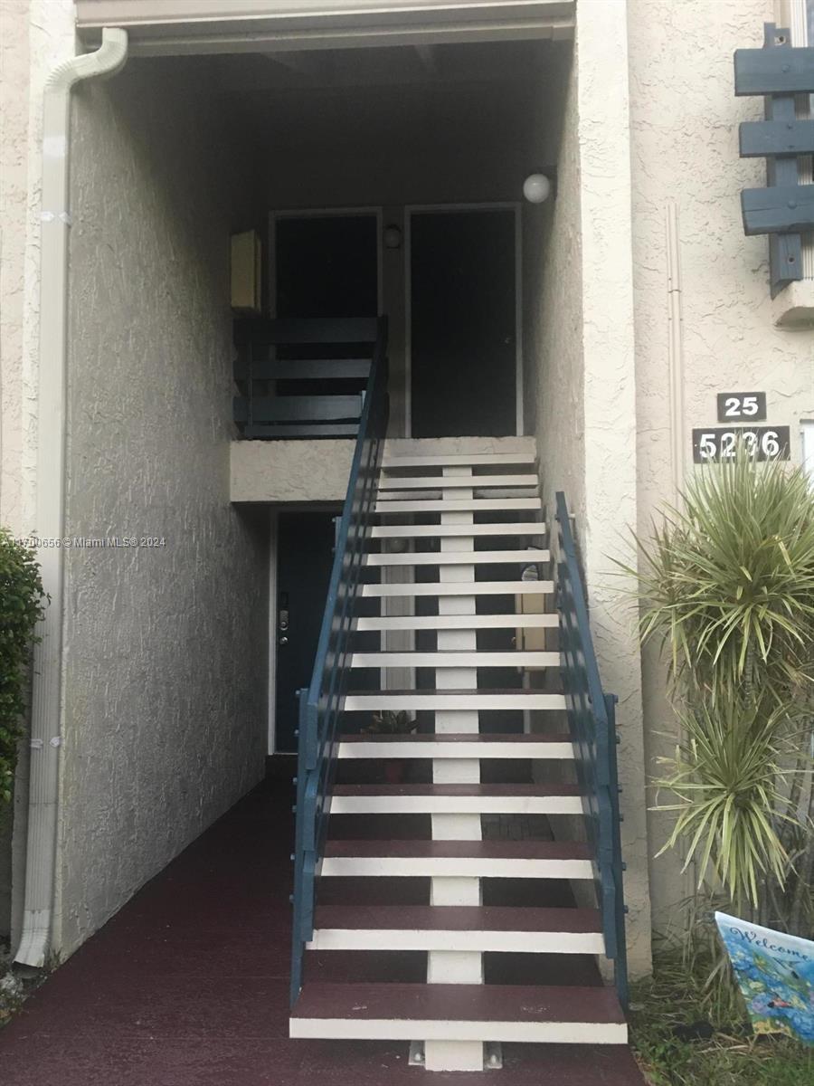 5236 NE 6th Ave G25