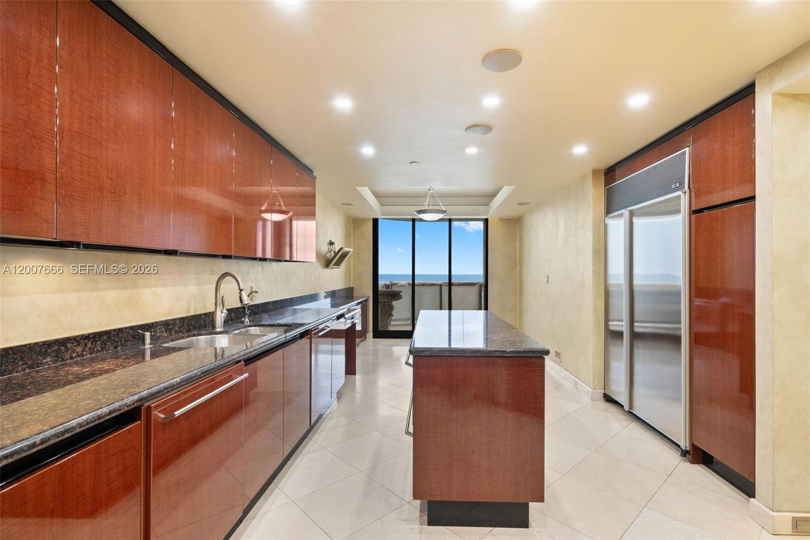 BAL HARBOUR TOWER CONDO - Residential