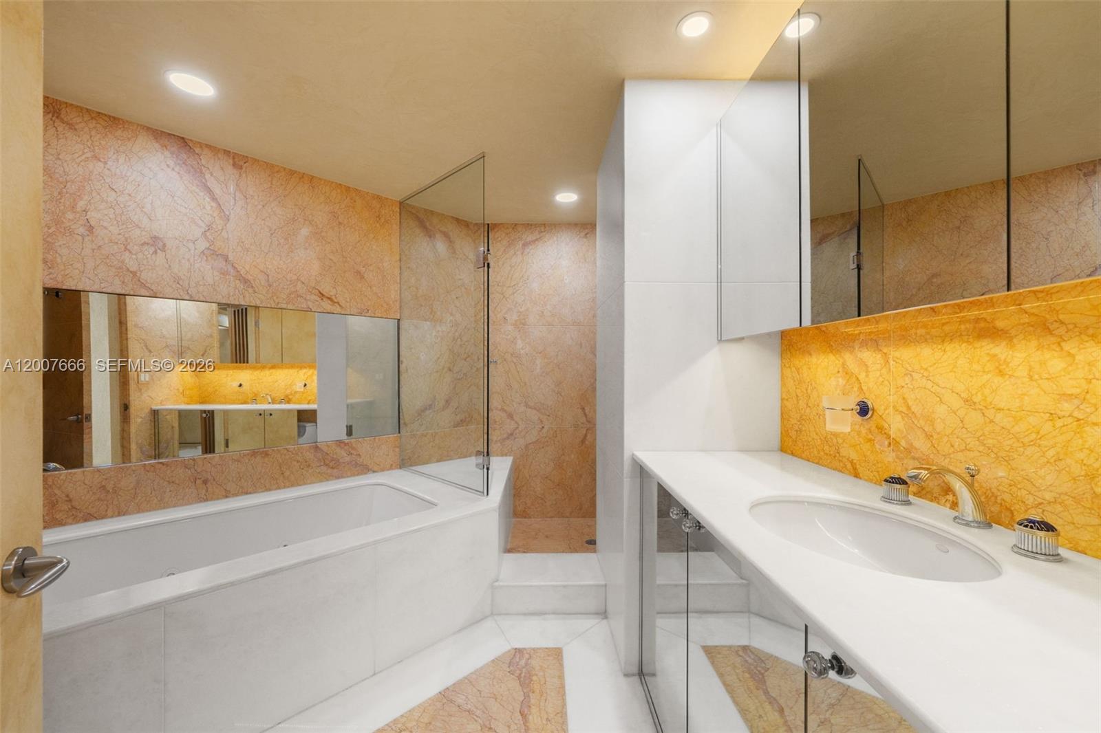 BAL HARBOUR TOWER CONDO - Residential