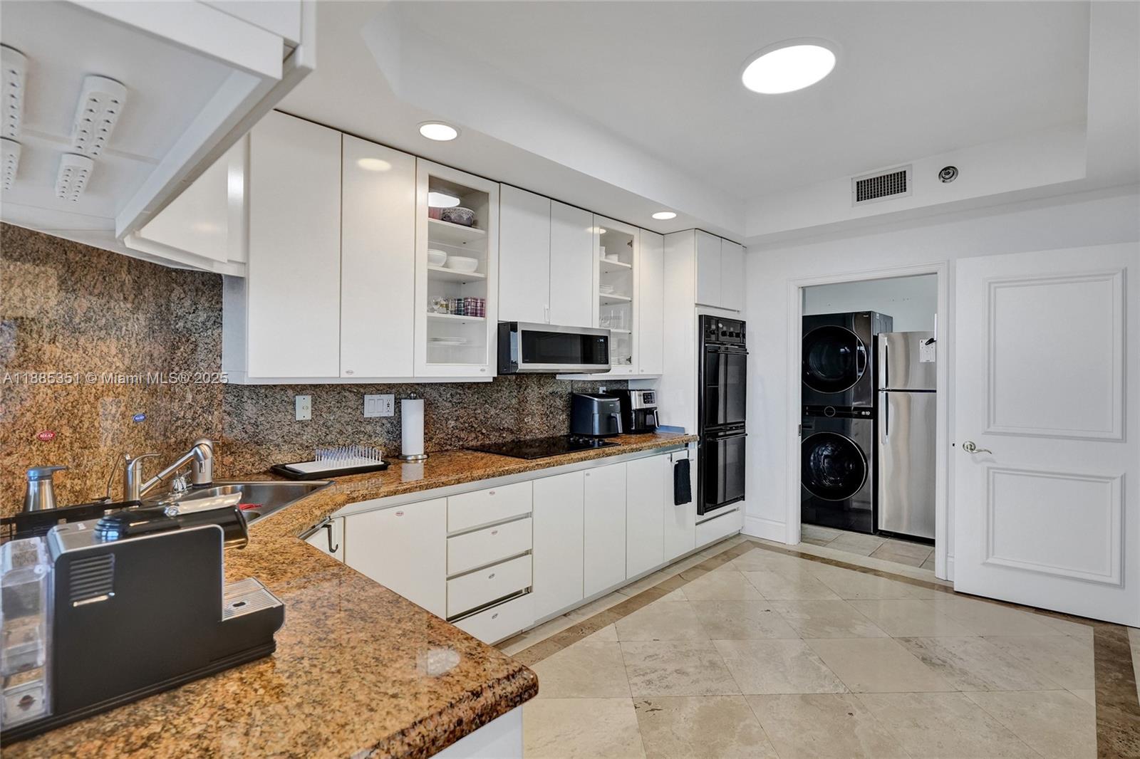 ATLANTIC II AT THE POINT - Residential